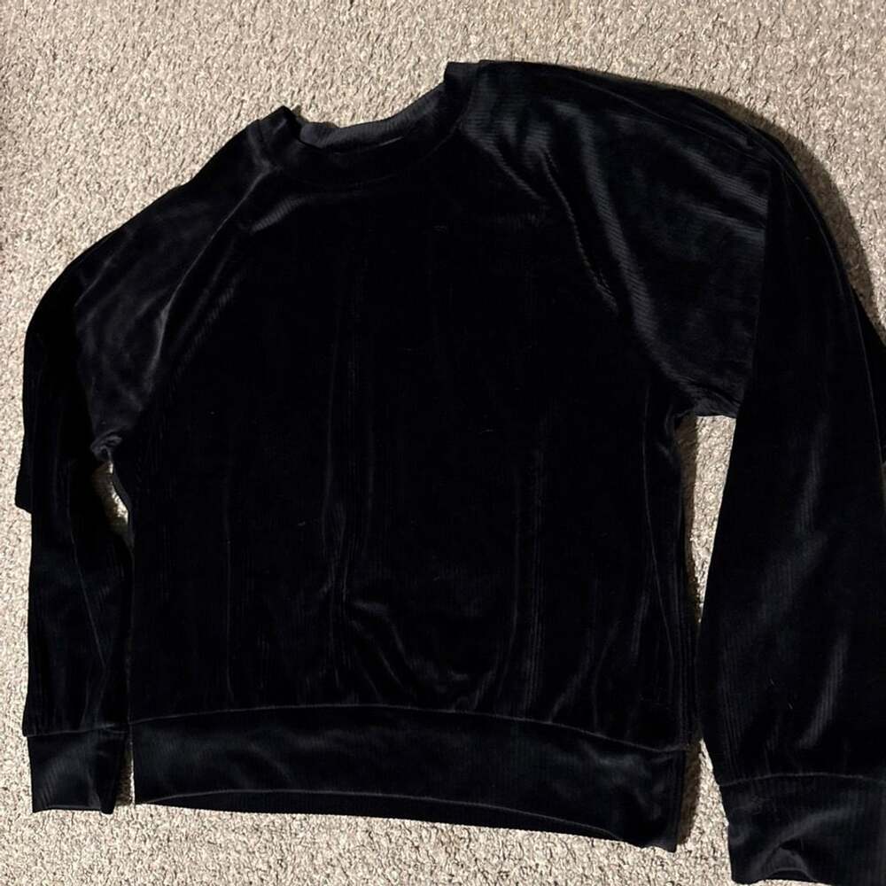 Victoria's Secret Velour Sweatshirt Size XS Black